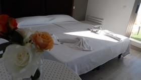 Es Nautico Suites