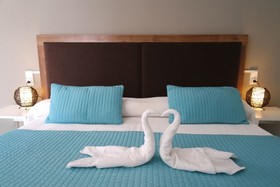 Es Nautico Suites