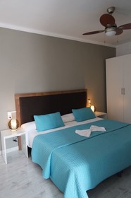 Es Nautico Suites