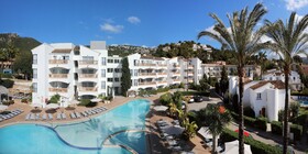 La Pérgola Aparthotel