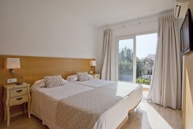 La Pérgola Aparthotel