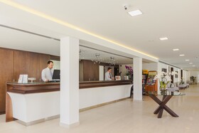 La Pérgola Aparthotel