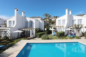 La Pérgola Aparthotel