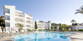 La Pérgola Aparthotel