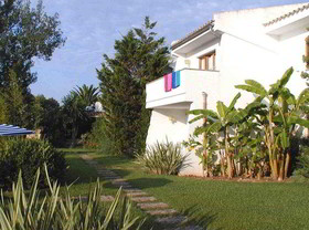 Apartamentos LEO