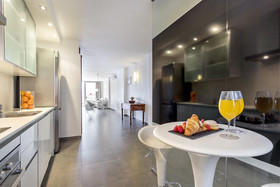 Duplex Jobi