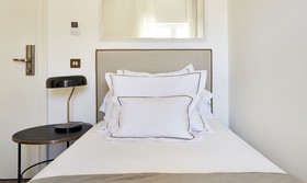 Hotel Hoposa Daina