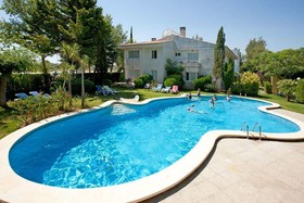 Cabot Las Velas Apartments