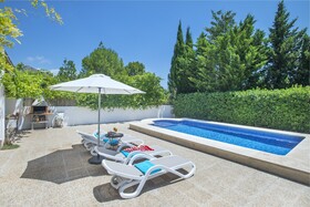 Owl Booking Villa Bocoris