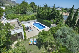 Owl Booking Villa Bocoris
