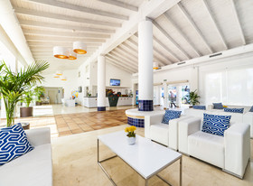 Globales Apartotel Bouganvilla