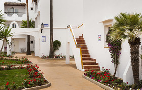 Globales Apartotel Bouganvilla