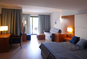 Protur Palmeras Playa Hotel