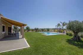Can Picafort Villa