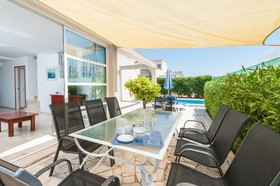 Villa Pelaies