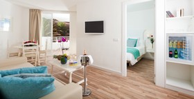 Fergus Style Cala Blanca Suites