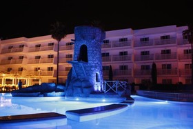 Pirates Village Apartments