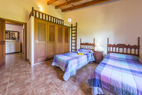 Villa Pula Vinas