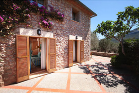 Cases de Ca's Garriguer hotel agroturismo