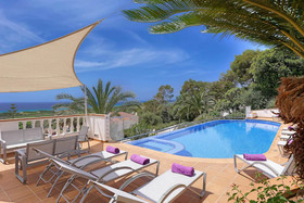 Villa Santa Cruz