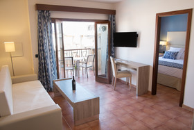 Pierre & Vacances Apartamentos Premium Menorca Binibeca