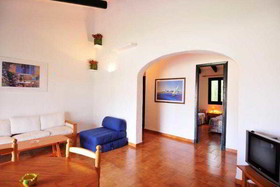 Complejo Piscina Binisafua