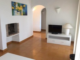 Complejo Piscina Binisafua