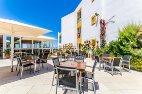 Apartamentos Blancala