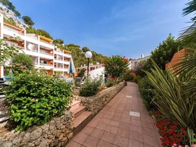 Galdana Gardens