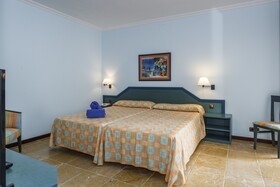 Minura Cala Galdana