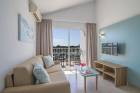 Pierre Vacances Apartamentos Menorca Cala Blanes