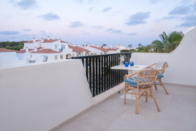 FERGUS Style Carema Beach