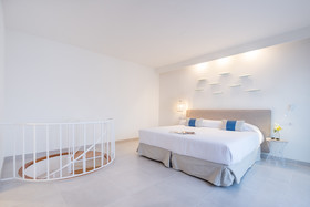 FERGUS Style Carema Beach