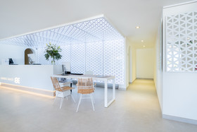 FERGUS Style Carema Beach