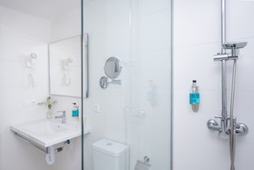 FERGUS Style Carema Beach