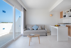 FERGUS Style Carema Beach