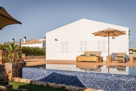 Villas & Bungalows del Lago