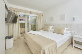 Prinsotel La Caleta Apartments