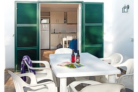Apartamentos Cala Blanca