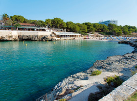 Apartamentos Cala Blanca