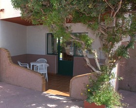 Apartamentos los Lentiscos by Mij
