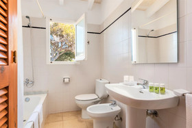 Apartamentos Menorca Calan Brut