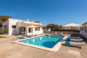 Apartamentos Menorca Calan Brut