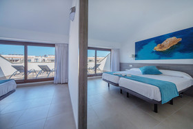 Ferrer Skyline Aparthotel