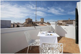 Cheap & Chic Hotel