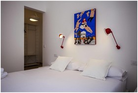 Cheap & Chic Hotel