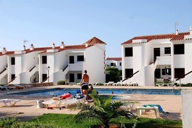 Las Bouganvillas