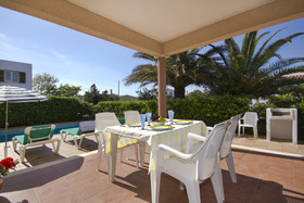 Villa Oliveres I II