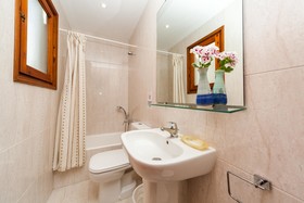 Arenal Playa Apartments