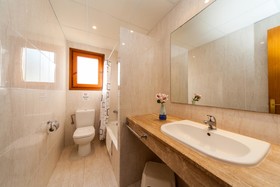 Arenal Playa Apartments